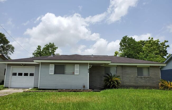 Completely renovated home, with fireplace and more!!