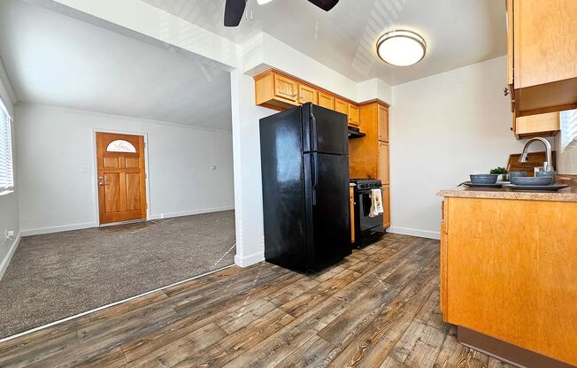 Spacious 1 & 2 Bedroom Apartments | Bond Street | Pacific Beach
