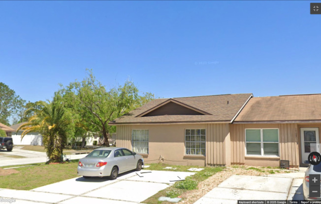 1717 OAK BR CT