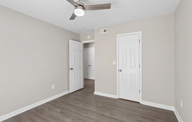 3 beds, 2 baths, 1,300 sqft, $1,900, Unit 121