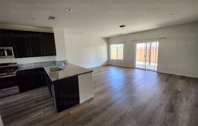 3 bedroom/ 2 bathroom home located in a cul de sac MOVE IN READY