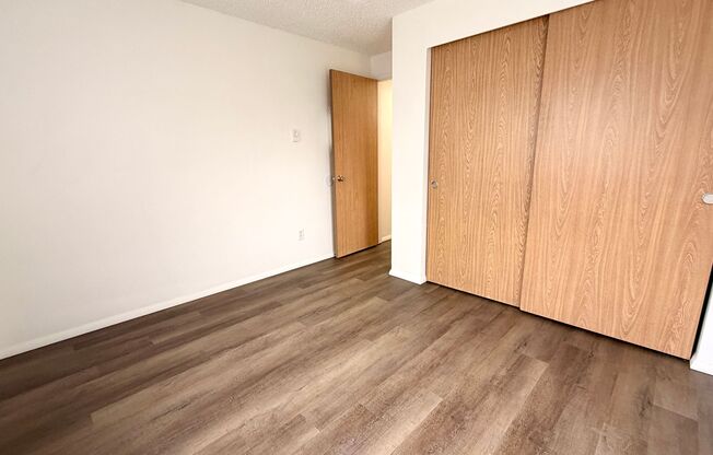 2 beds, 1 bath, 834 sqft, $1,720, Unit P102