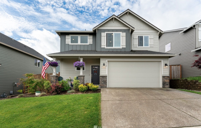 Wonderful 2 Story Home in the Ridgefield/Salmon Creek Area!!