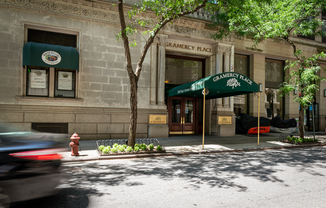 1 bed, 1 bath, 810 sqft, $6,995, Unit 26M