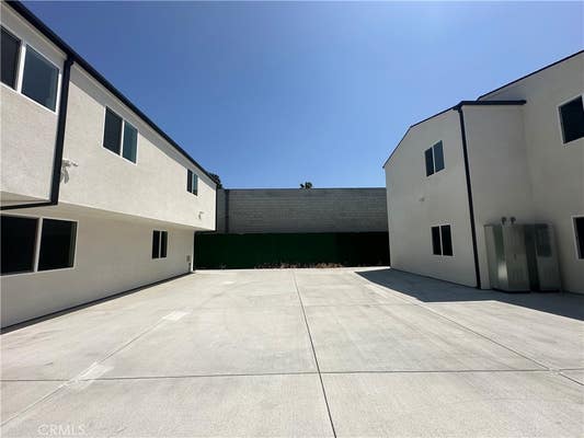 7726 1/2 LAUREL CYN BLVD