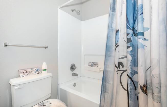 3 beds, 2 baths, 1,309 sqft, $1,860