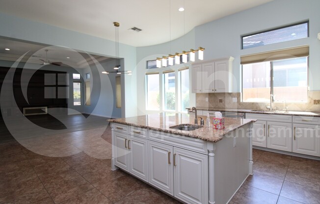 291 W YELLOWSTONE WAY