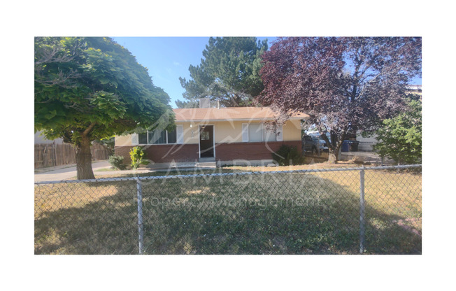 Roomy 4 Bedroom Rambler with additional bonus room