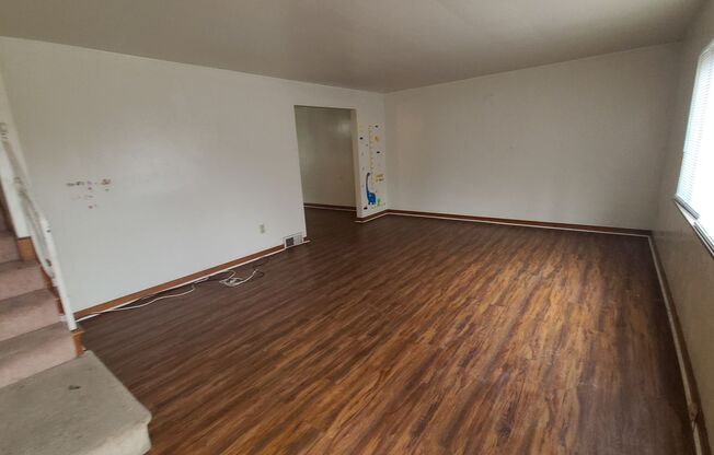 3 beds, 2 baths, 1 sqft, $1,495, Unit ABB - TH-144