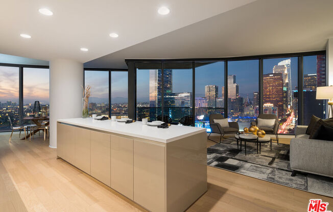 1 bed, 1 bath, 745 sqft, $2,843, Unit E1005