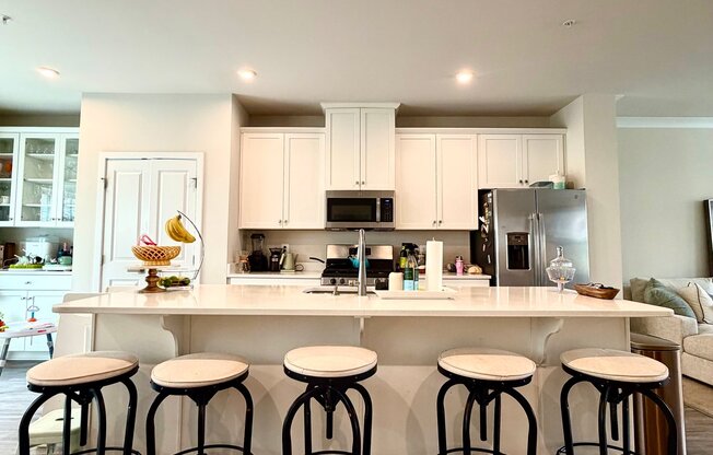2806 TOLES PARK DR