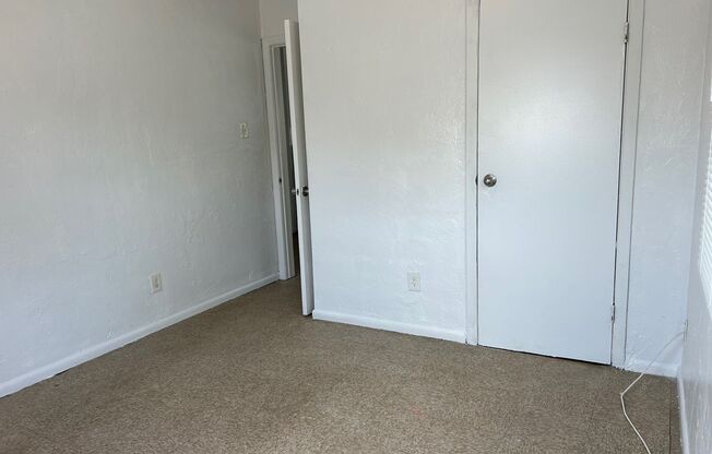 2 beds, 1 bath, $1,550, Unit 2124