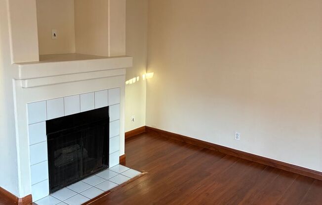 Beautiful 1 Bed 1 Bath in a great community