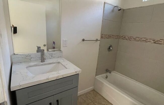 1 bed, 1 bath, $1,695, Unit 6211