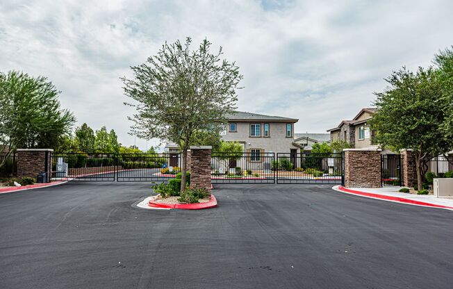 3 beds, 2.5 baths, $1,852