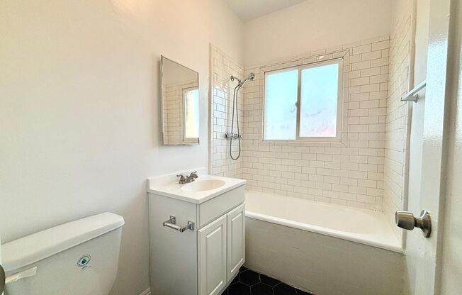 Studio, 1 bath, $1,399