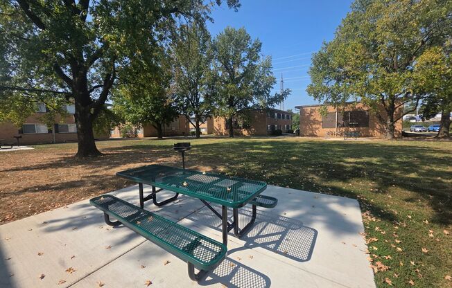 1 bed, 1 bath, 625 sqft, $785, Unit 9744G