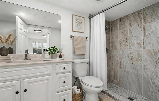 2 beds, 2 baths, 1,200 sqft, $2,395, Unit 5462 - 121