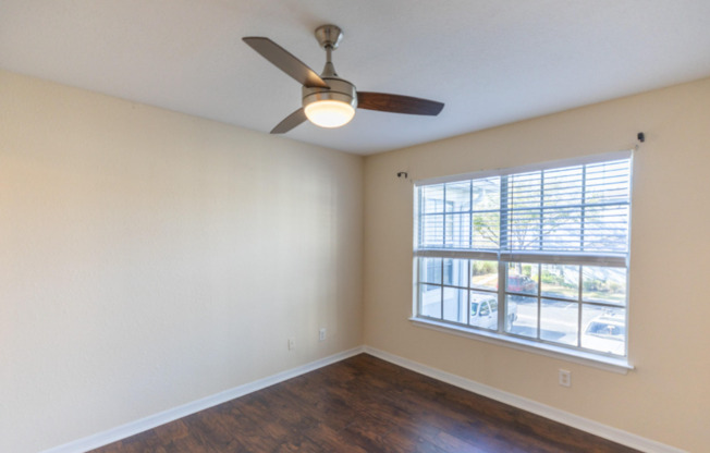 2 beds, 2 baths, $1,550