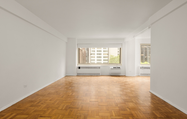 1 bed, 1 bath, 635 sqft, $4,150, Unit 12A
