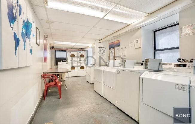 1 bed, 1 bath, $3,495, Unit 712