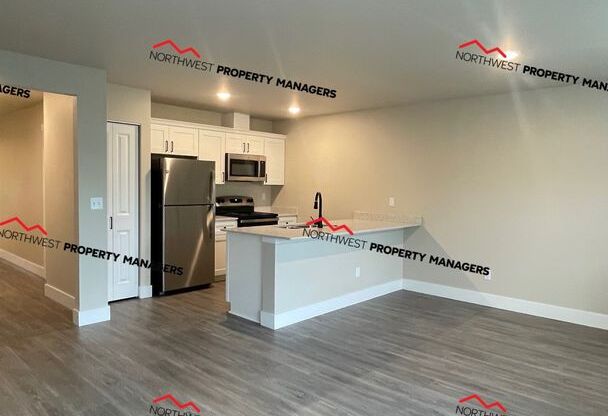 3 beds, 2.5 baths, 1,150 sqft, $1,895, Unit #O-2