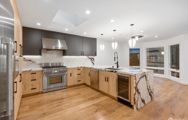 172 18 AVE