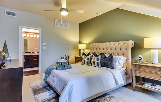 Town homes in University Park and Park Cities in Dallas, TX,