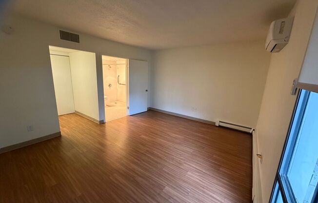 1 bed, 1 bath, 750 sqft, $1,145, Unit 133W