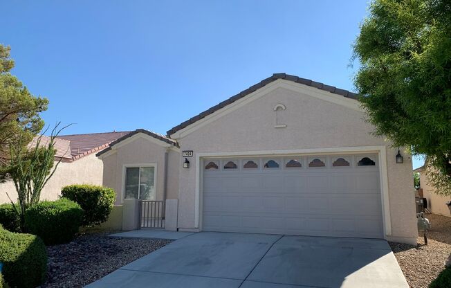 *$200 OFF 1ST MONTH RENT!* 55+ Sun City Aliante!!! Single story home...RARE 3 BED, 2 baths.