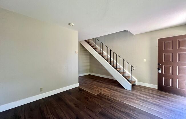 2 beds, 1.5 baths, $2,600