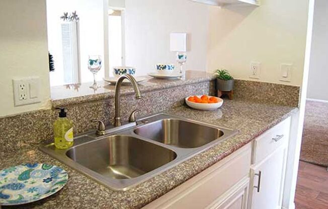 160-4303 Elm Avenue, LLC