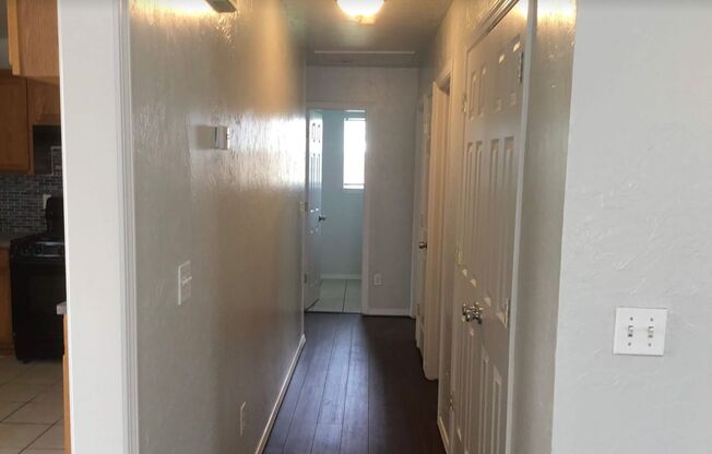 3 beds, 1 bath, $1,175