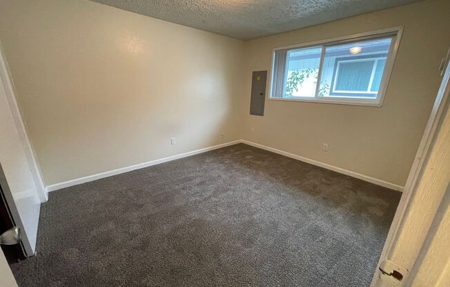 2 beds, 1 bath, 825 sqft, $1,295, Unit 554