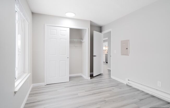 2 beds, 1 bath, 625 sqft, $1,099, Unit 1012 - 3C