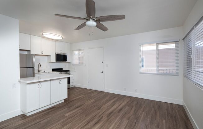 Studio, 1 bath, 329 sqft, $2,295, Unit 25-13