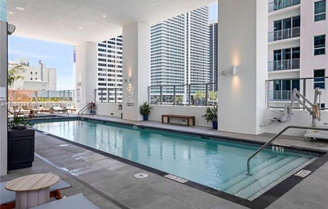 2 beds, 1.5 baths, $5,000, Unit # 2806