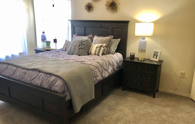 1 bed, 1 bath, 856 sqft, $1,170, Unit 0812