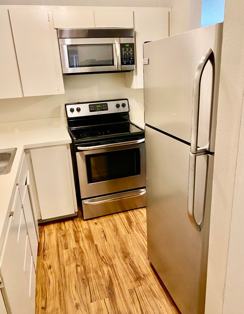 Admirals Apartments