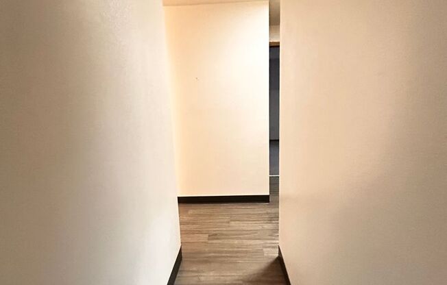 2 beds, 1 bath, 902 sqft, $1,150, Unit W - 017