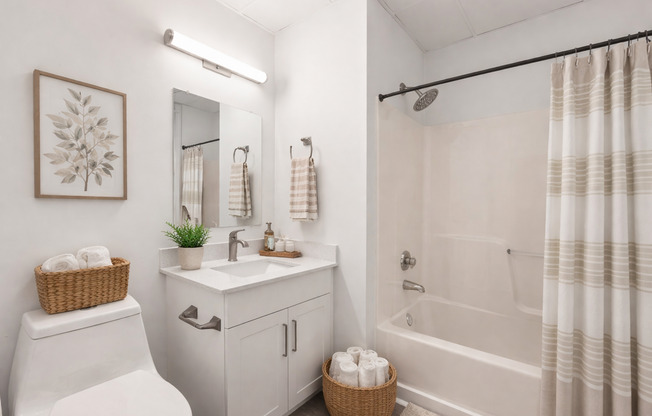 2 beds, 2 baths, 950 sqft, $2,400, Unit 320