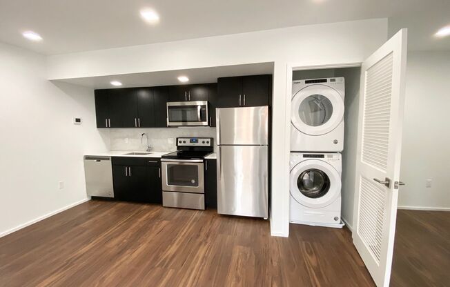 1 bed, 1 bath, 518 sqft, $1,715, Unit 507