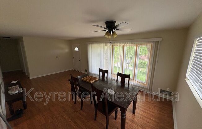2826 JAMES DR