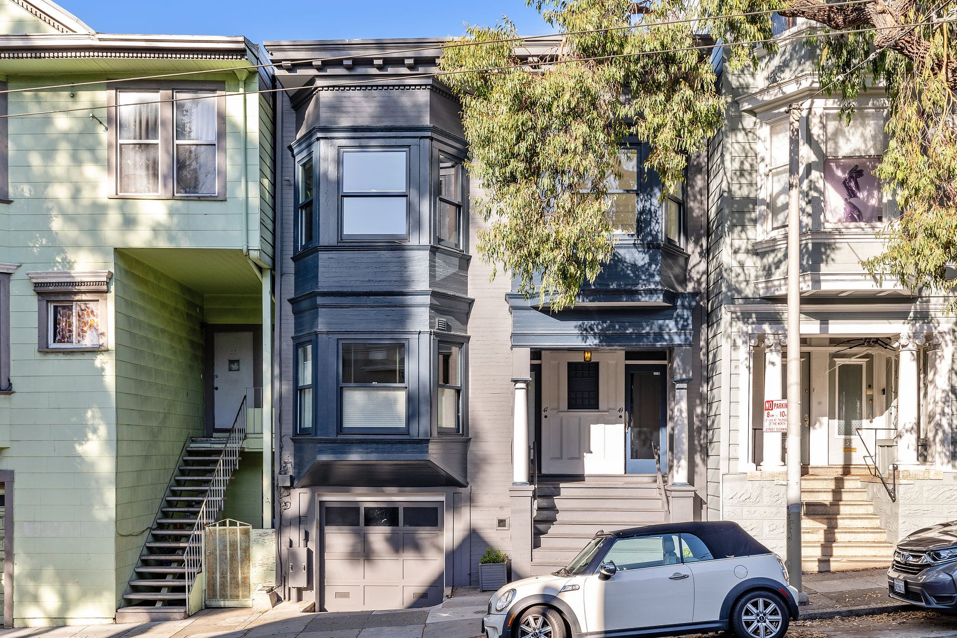 Bernal Heights: Remodeled Unfurnished Top Floor Condo w/ Garage Parking & EV Charging