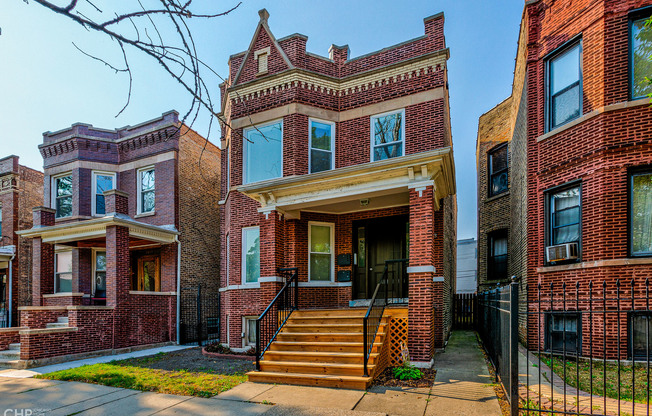3853 West Wrightwood Avenue