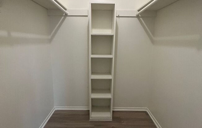 1 bed, 1 bath, 570 sqft, $1,249, Unit OPA-221