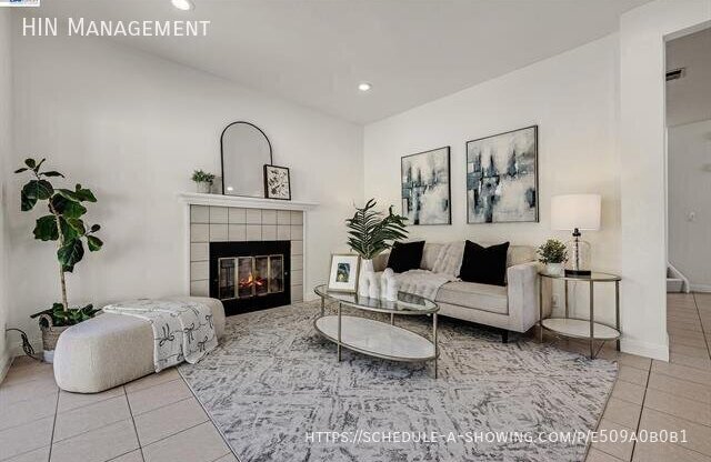 4290 TIBURON DR