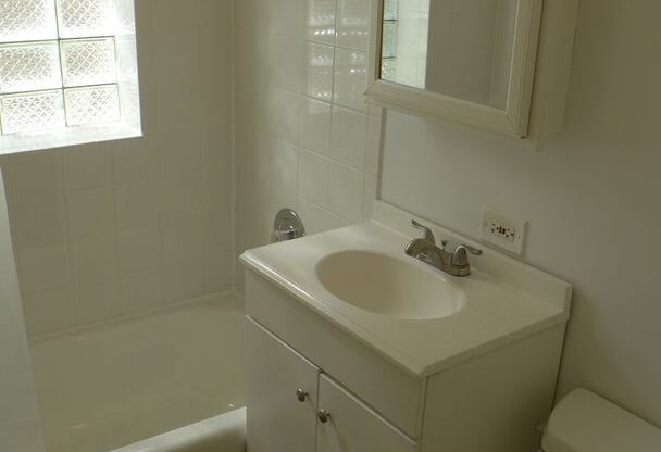 1 bed, 1 bath, 675 sqft, $1,495, Unit 48082A