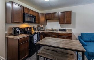 1 bed, 1 bath, 500 sqft, $785, Unit 15