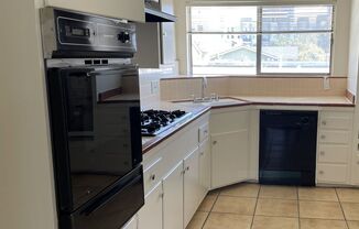 1 bed, 1 bath, 624 sqft, $1,850, Unit 305